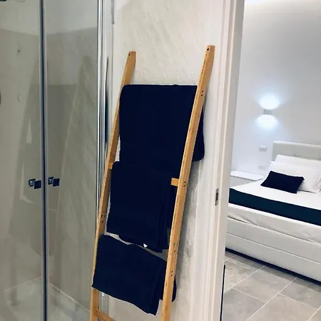 International House Penzion 3*